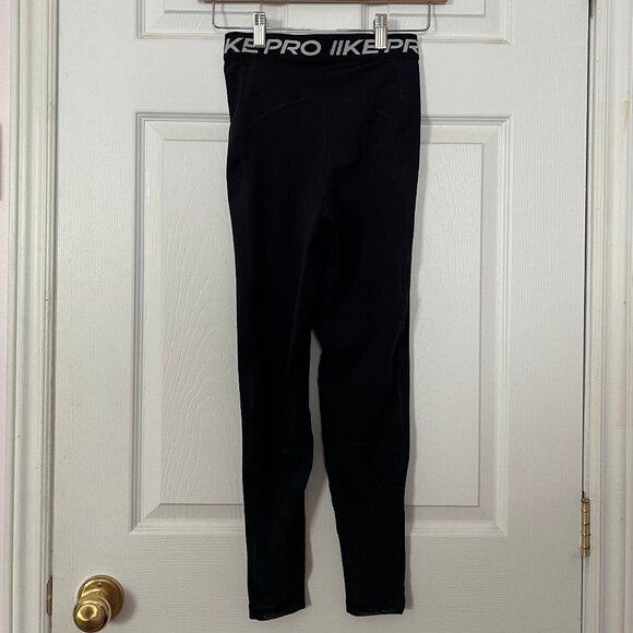 NIKE High Waist Leggings - Picture 2 of 3